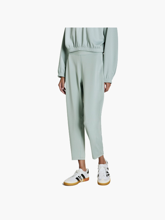 adidas All Me Yoga Essentials Hose Grün 156290 2