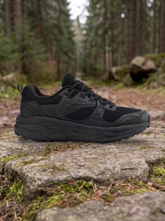 Joma Baskets de course noir 81255 1