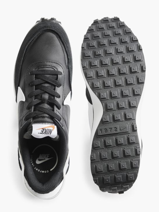 Nike Маратонки Черен 649 3