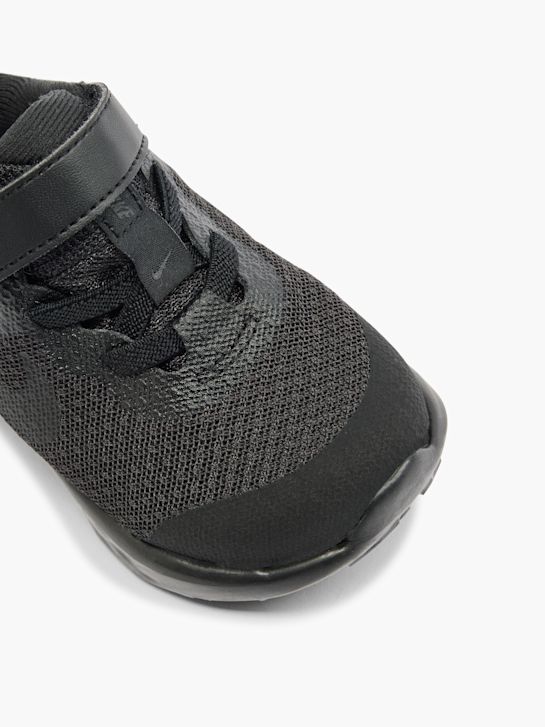 Nike Čevlji za učenje hoje Črna 33623 2