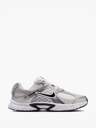 Nike Маратонки Сив
