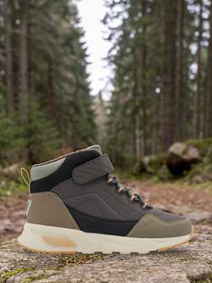 Vty Magas szárú sneaker Fekete