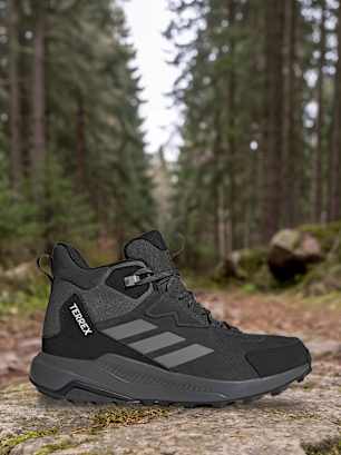 adidas Buty trekkingowe czarny