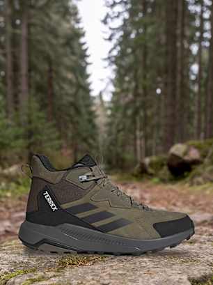 adidas Trekking-Schuh Olive