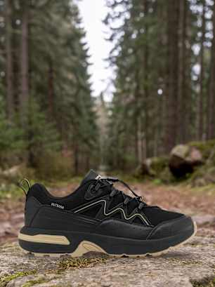 FILA Slip On Sneaker Schwarz
