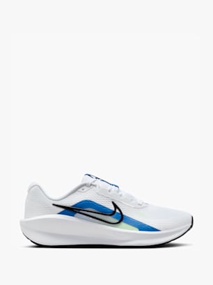 Nike Маратонки бяло